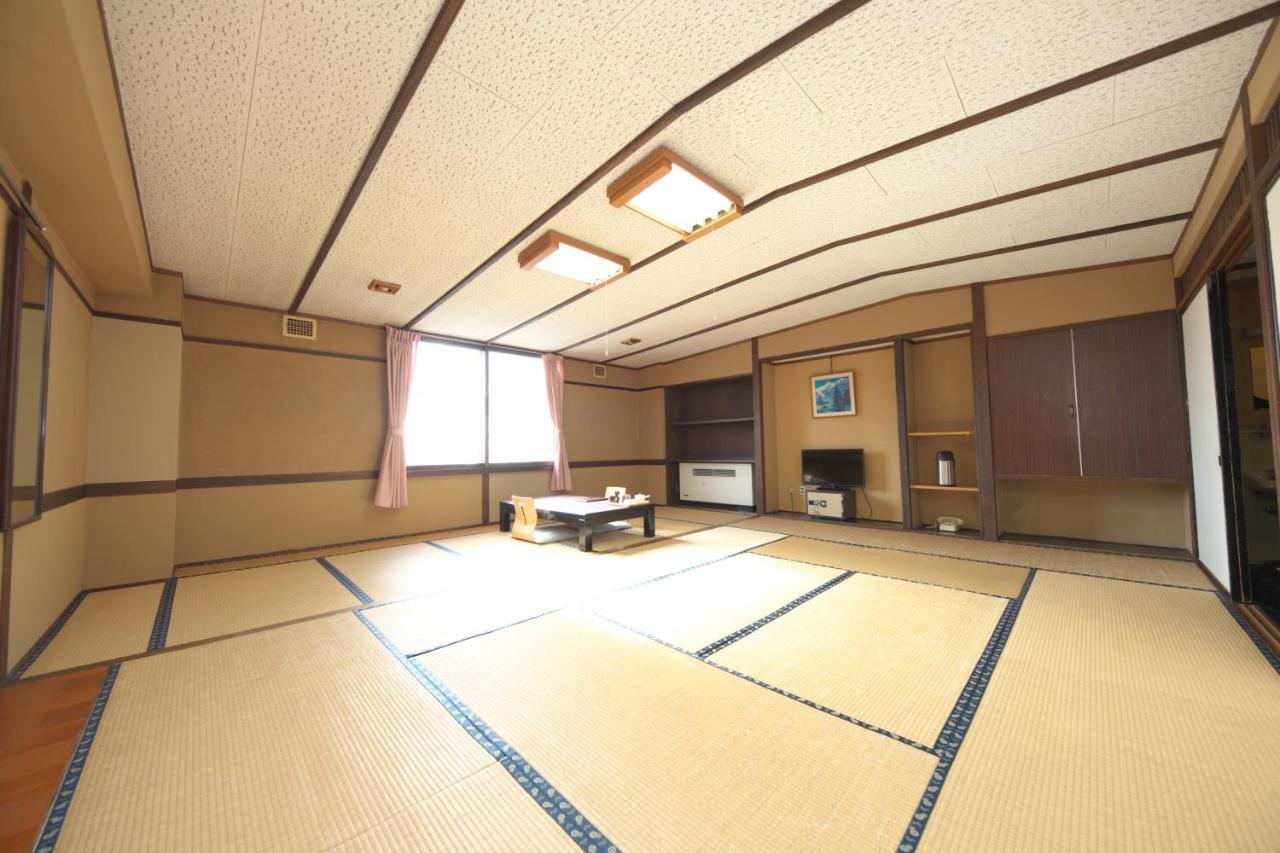 Shiga Swiss Inn Shiga Kogen Bagian luar foto